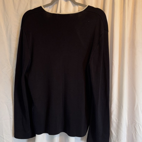 DANA BUCHMAN LARGE EUC BLACK VEE WITH WHITE PIPING TRIM CARDIGAN - Picture 5 of 10